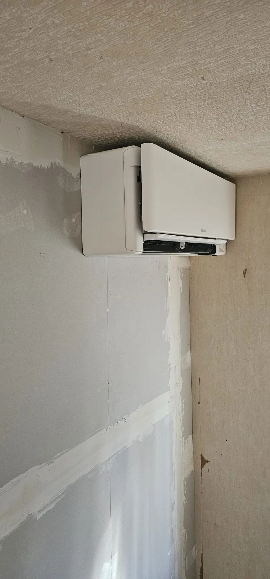 Clever Cooling AC installation project 6