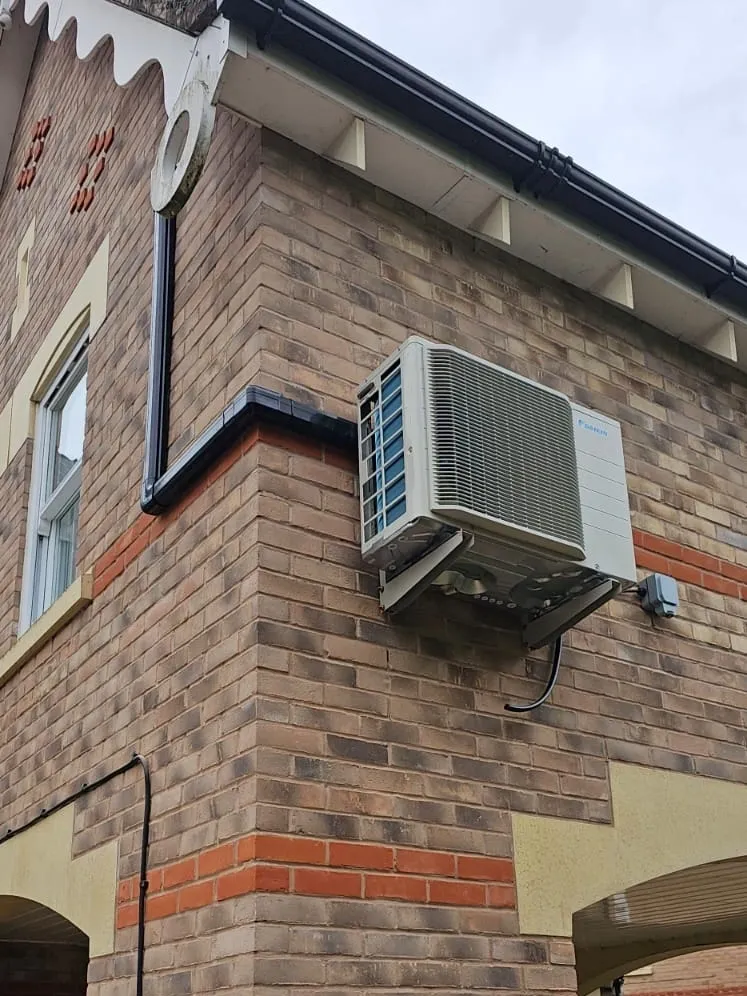Clever Cooling AC installation project 31